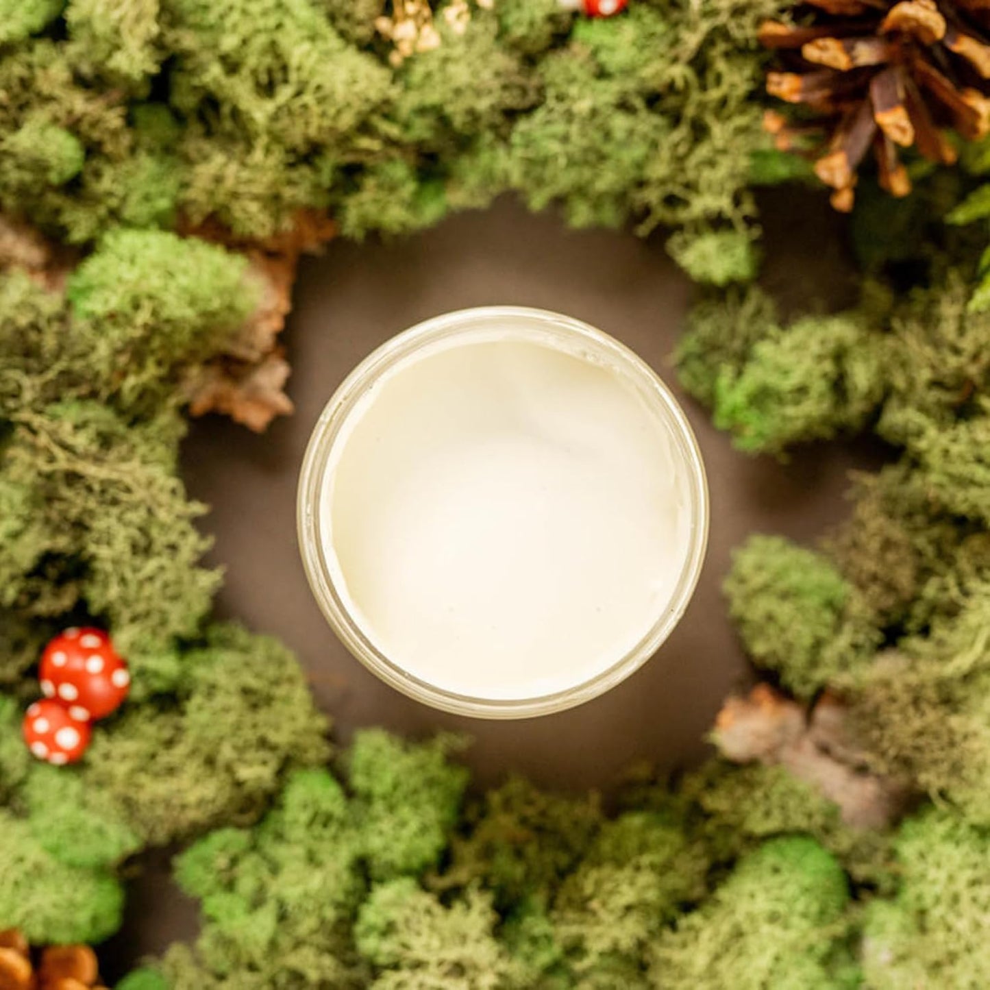 Dixie Belle Paint Company Chalk Finish Furniture Paint - Cucumber Ice (1 Gallon - 128oz) - Matte Subtle Green Chic Chalk Mineral DIY Furniture Paint