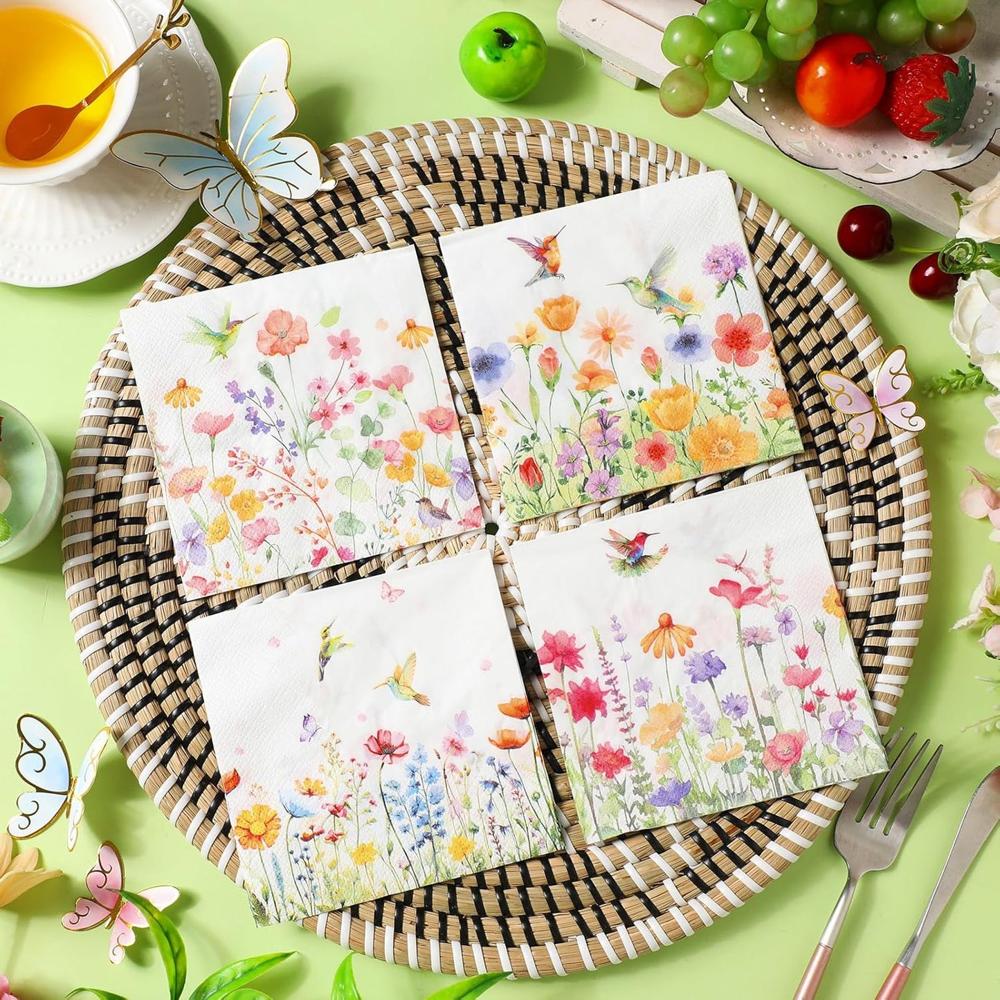 Fulmoon 200 Pieces Christmas Wildflower Cocktail Napkins Decoupage Disposable Fall Floral Dessert Paper Dinner Napkins Decorative Flower Hummingbird Beverage Towel for Xmas Party Favor Supplies