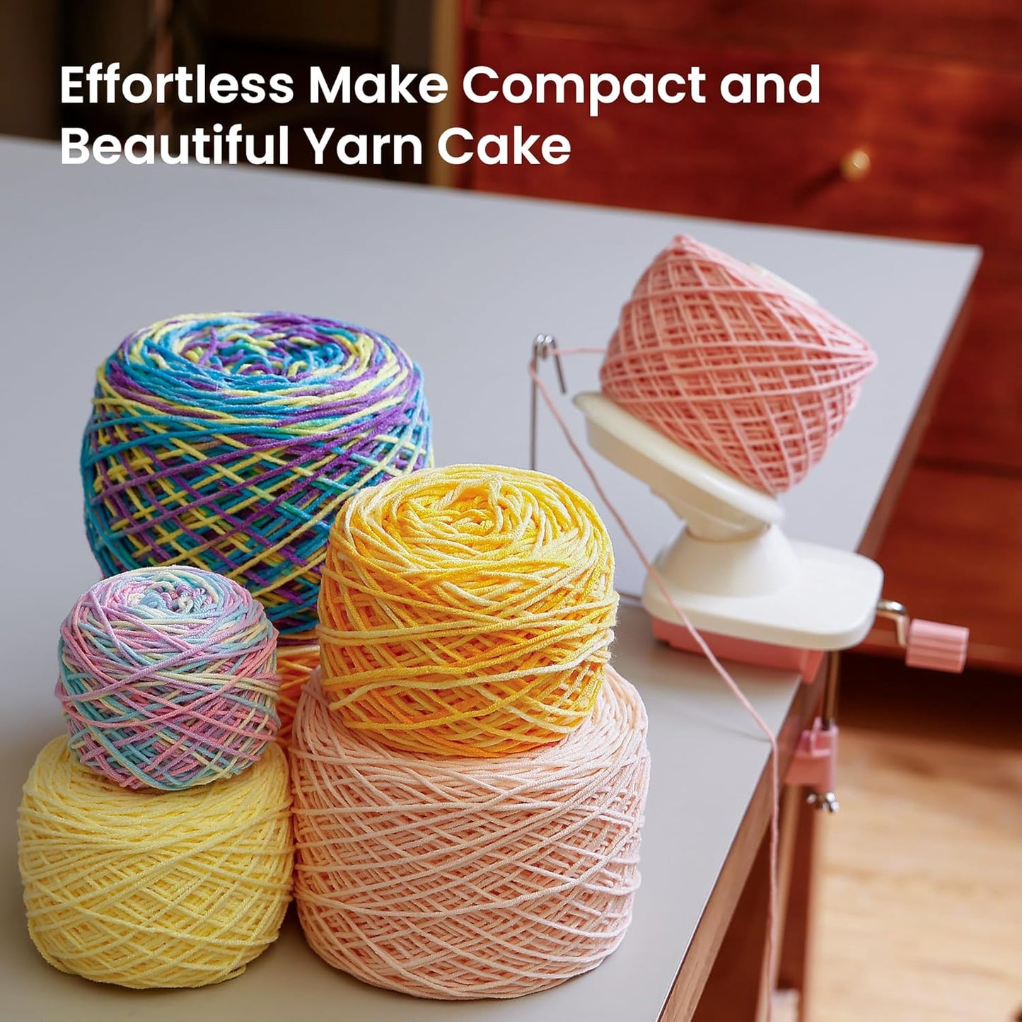 Yarn Winder, Ball Winder for Crocheting and Knitting, Ideal Gifts for Women's Day, Hand Operated Winder for Yarn Storage, Included Scissors and Storage Pouches