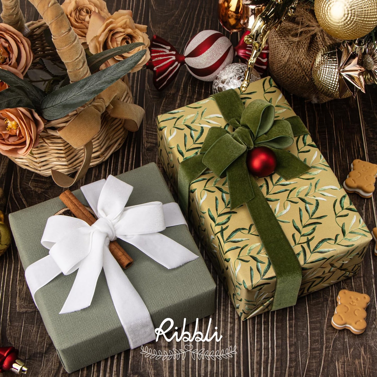 Ribbli Moss Green Velvet Ribbon,Polyester Velvet 1 Inches Continuous10-Yard Spool,Christmas Ribbon for Gift Wrapping,Floral Bouquets, Home Decor