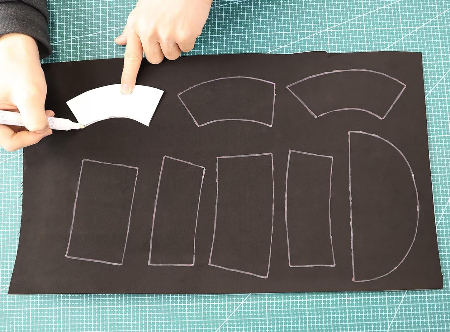 OISAKLD EVA Foam 2mm-10mm 13.7"×39" Craft Foam Sheet 74 kg/m³ Cosplay Foam for Craft Model Cosplay 2mm