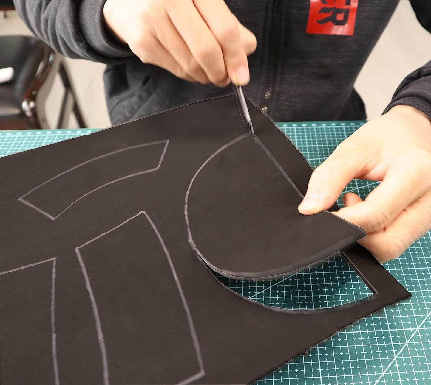 OISAKLD EVA Foam 2mm-10mm 13.7"×39" Craft Foam Sheet 74 kg/m³ Cosplay Foam for Craft Model Cosplay 6mm