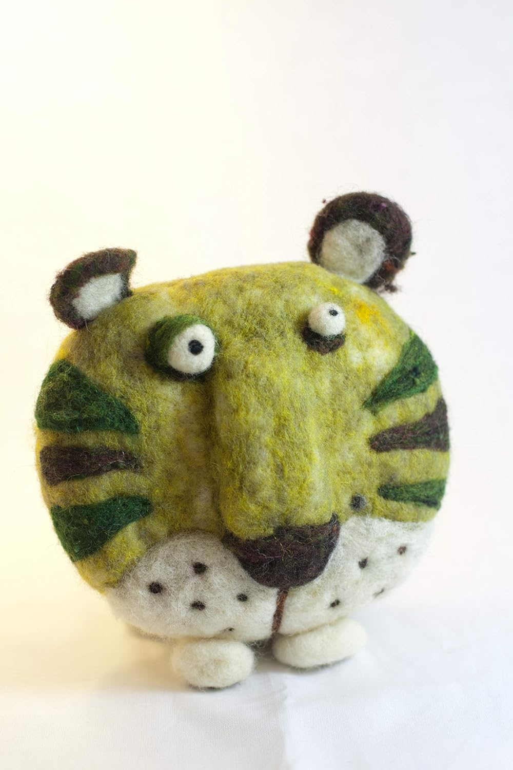 Woolbuddy Needle Felting Wool, Natural Handmade Wool Roving, 6 Vibrant Colors with Instructions (Wool Bag Spring)