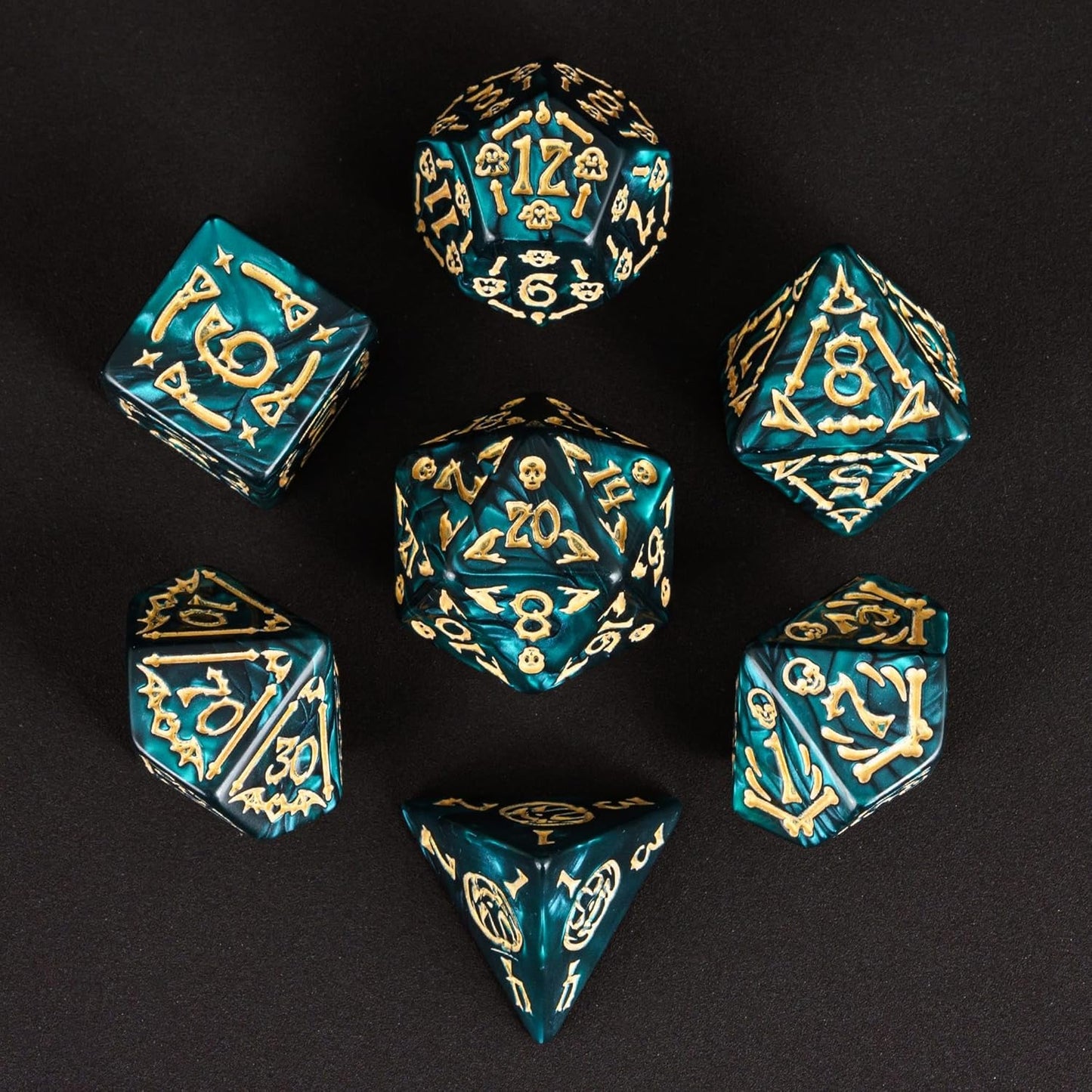 7-Die DND Dice Set Halloween Pattern Polyhedral Die Set with Leather Bag, Skull Dice D&D Die for RPG Table Games (Halloween Pattern-Green)