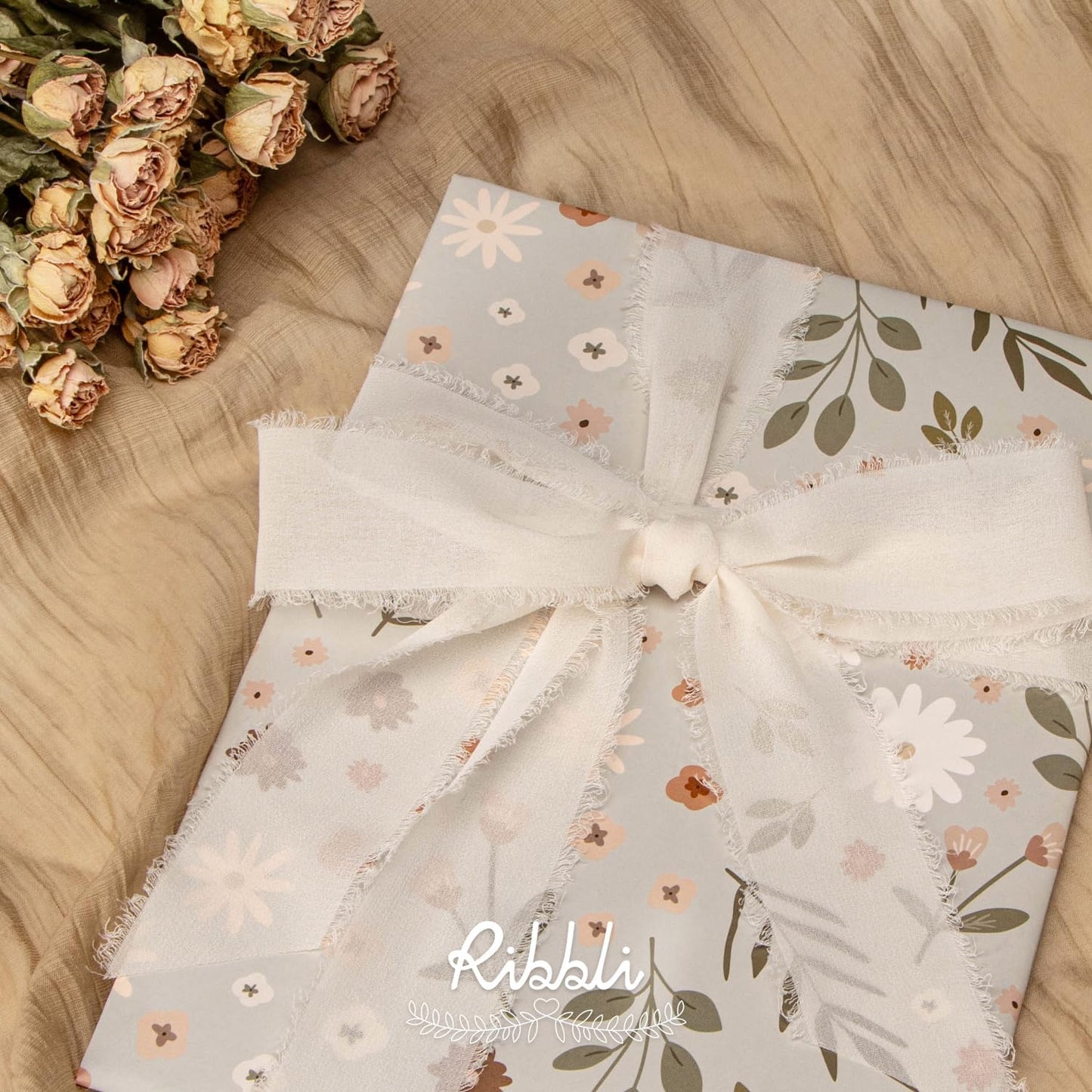 Ribbli Cream Chiffon Ribbon 1-1/2 inch x 20 Yard Handmade Fringe, Chiffon Silk Vanilla Cream Ribbon for Wedding Invitations, Bridal Bouquets, Flower Arrangement Decoration