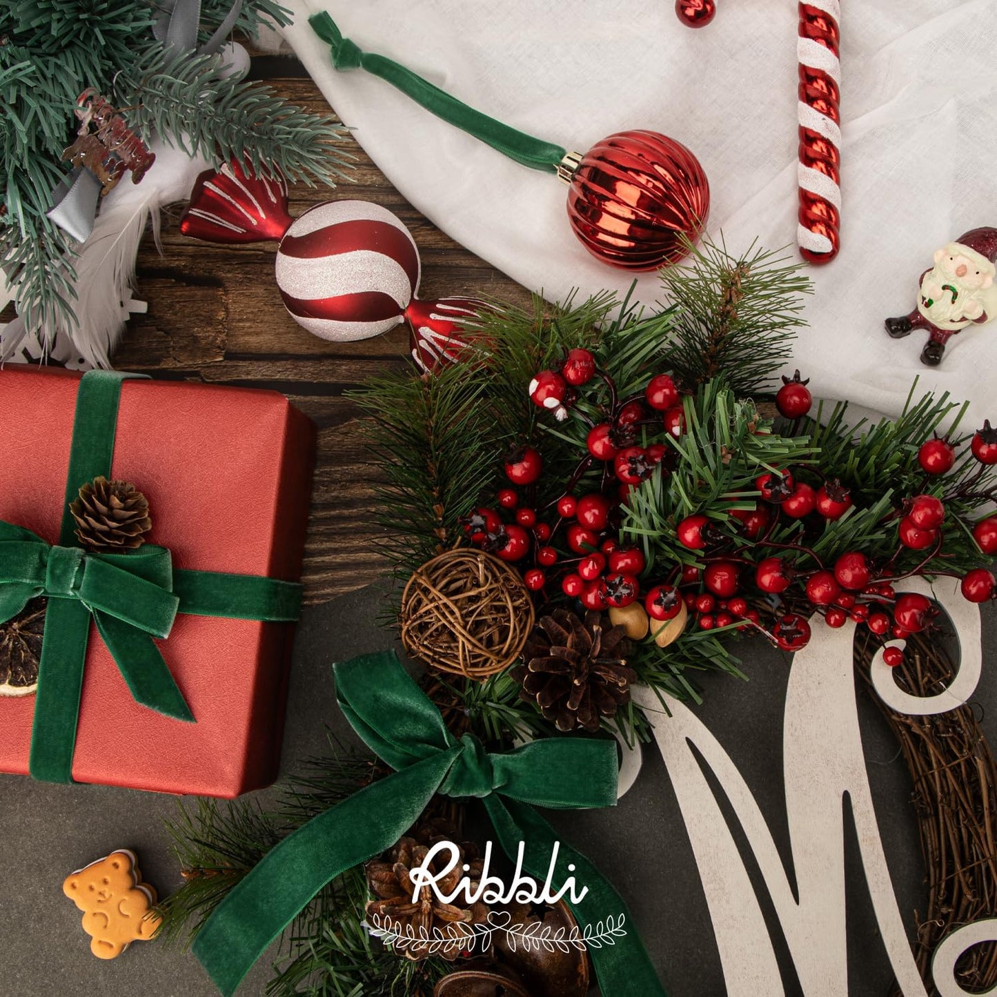 Ribbli Polyester Forest Green Velvet Ribbon,1 Inches,10-Yard Spool,Use for Choker,Gift Wrapping,Floral Bouquets, Boutonnieres