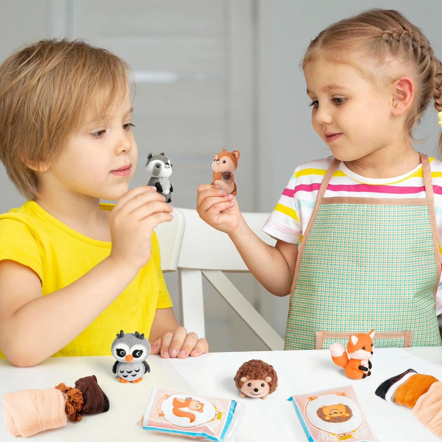 WATINC Needle Felting Kit - 5 Set Unique Different Cute Doll Wool Felt Needle Tools Foam Pad Instruction, DIY Home Decoration Craft Party Supplies for Art Work Starter Beginners (Woodland Animal)