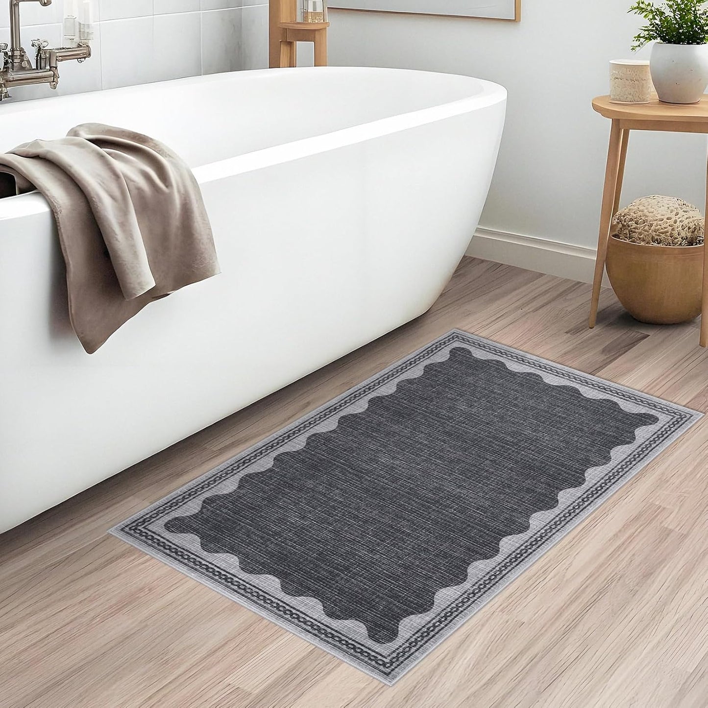 Scalloped Rug 2x3 Rugs for Entryway, Solid Grey Rug Small Area Rug Non Slip Scalloped Bath Mat, Washable Rugs Front Door Mat Indoor Entrance,Soft Girls Nursery Dorm Carpet for Bedroom Kitchen