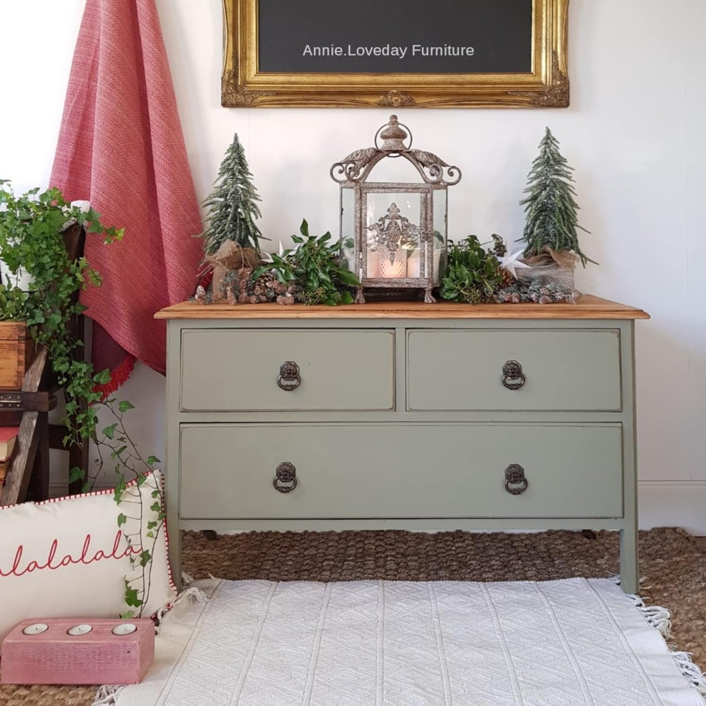 Dixie Belle Paint Company Chalk Finish Furniture Paint - Spanish Moss (4oz) - Matte Succulent Green Chic Chalk Mineral DIY Furniture Paint