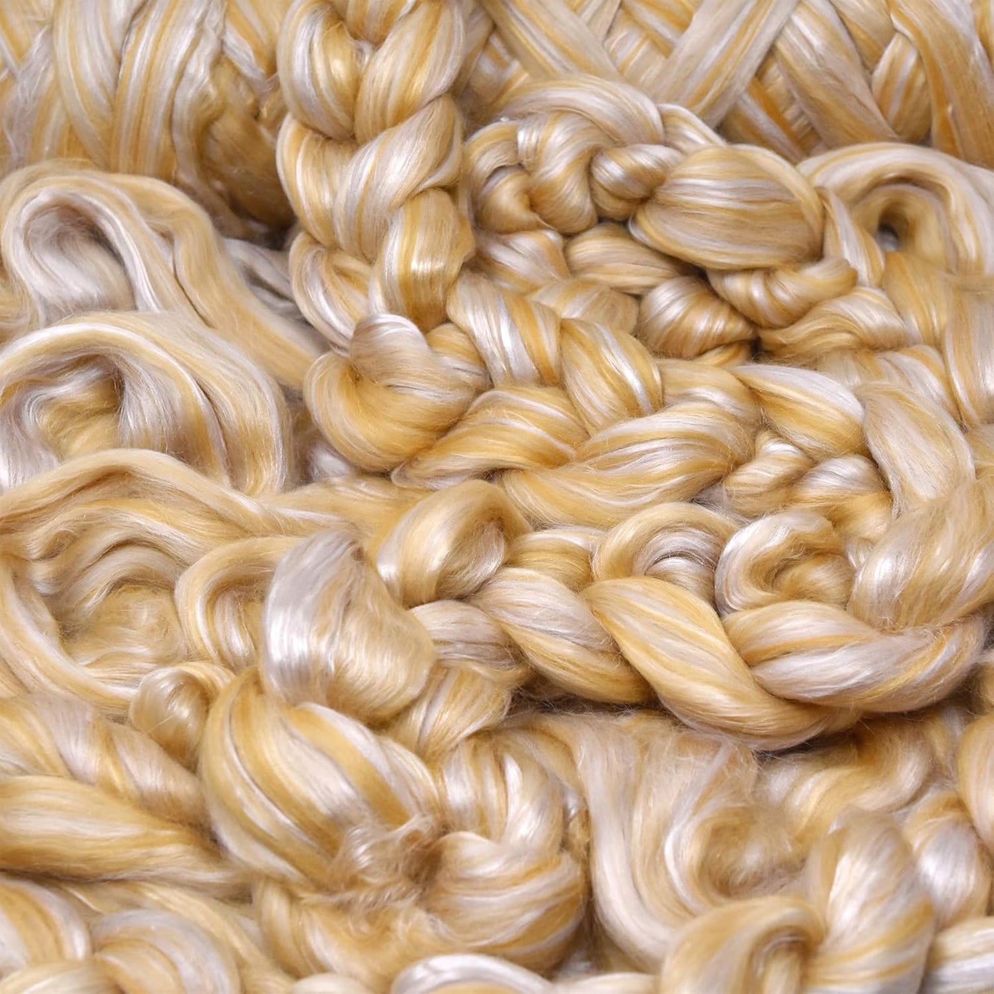 Merino Silk Luxe Tonal Designer Blend. Superfine Merino, Mulberry Silk, Tussah Silk. Top Roving for Spinning or Felting. Champagne Bliss 4oz