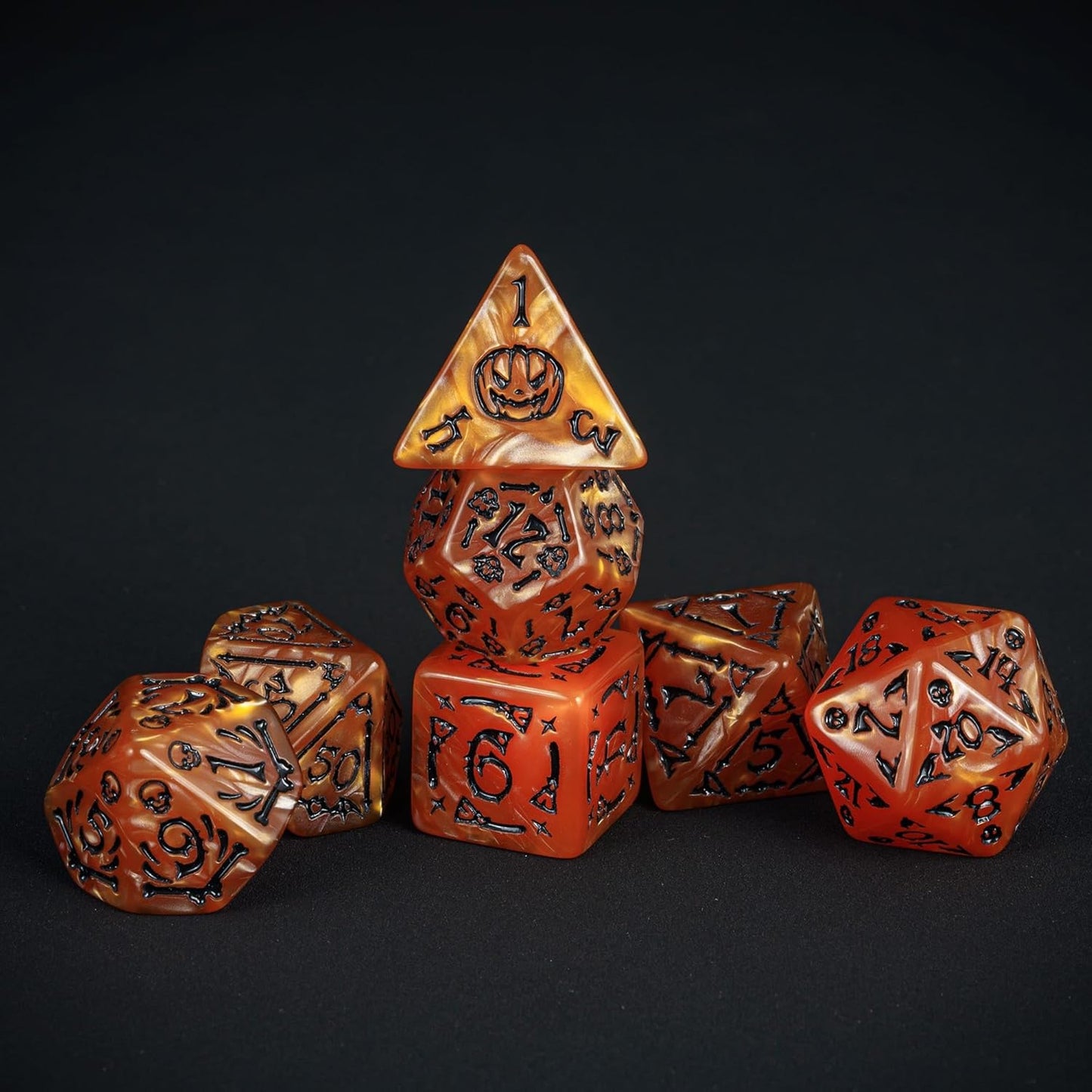 7-Die DND Dice Set Halloween Pattern Polyhedral Die Set with Leather Bag, Skull Dice D&D Die for RPG Table Games (Halloween Pattern-Orange/Black Number)