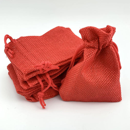 Palmhomee Pack Of 25 Burlap Gift Bags with Drawstring Linen Jewelry Pouches Wedding Hessian Jute Bags for Birthday Jewelry and Treat Pouches Party Wedding Favors Gift Art and DIY Craft   (3.6x4.8 Inch, Red)