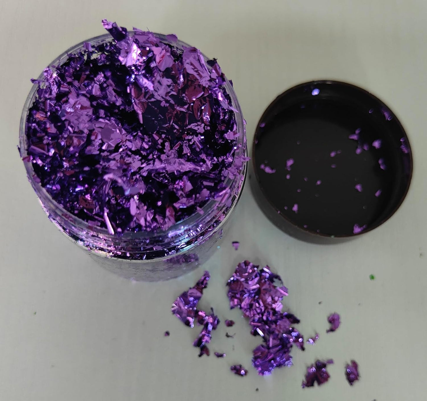 Gilding Flakes,Gold Foil Flakes for Resin,Blue Red Purple Pink Metallic Foil Flakes for Resin Jewelry Making,Nails,Painting Art,Crafts and Slime (Purple)