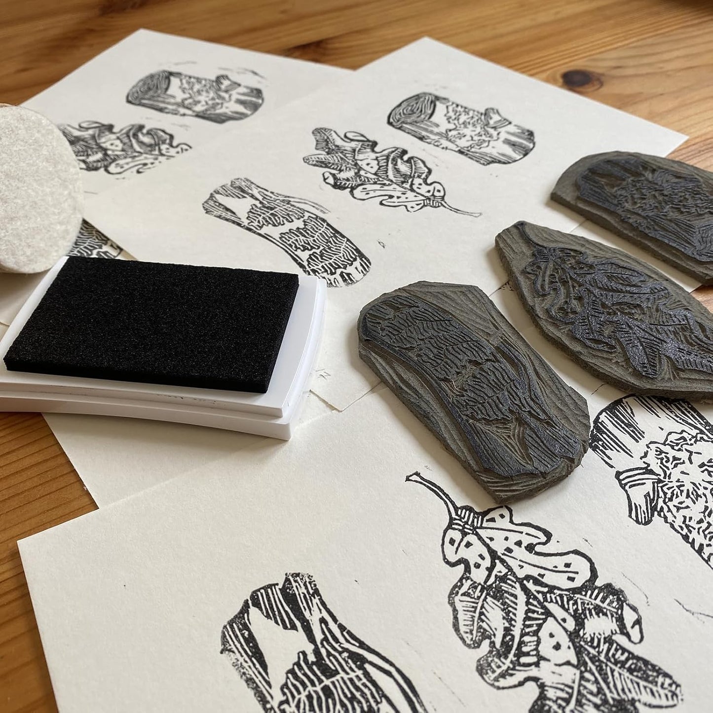 PATIKIL 8Pcs 2" Rubber Carving Blocks, Soft Linoleum Art Carving Block Round Crafts Stamp Making for Printmaking Stamps Carving Supplies, Pink