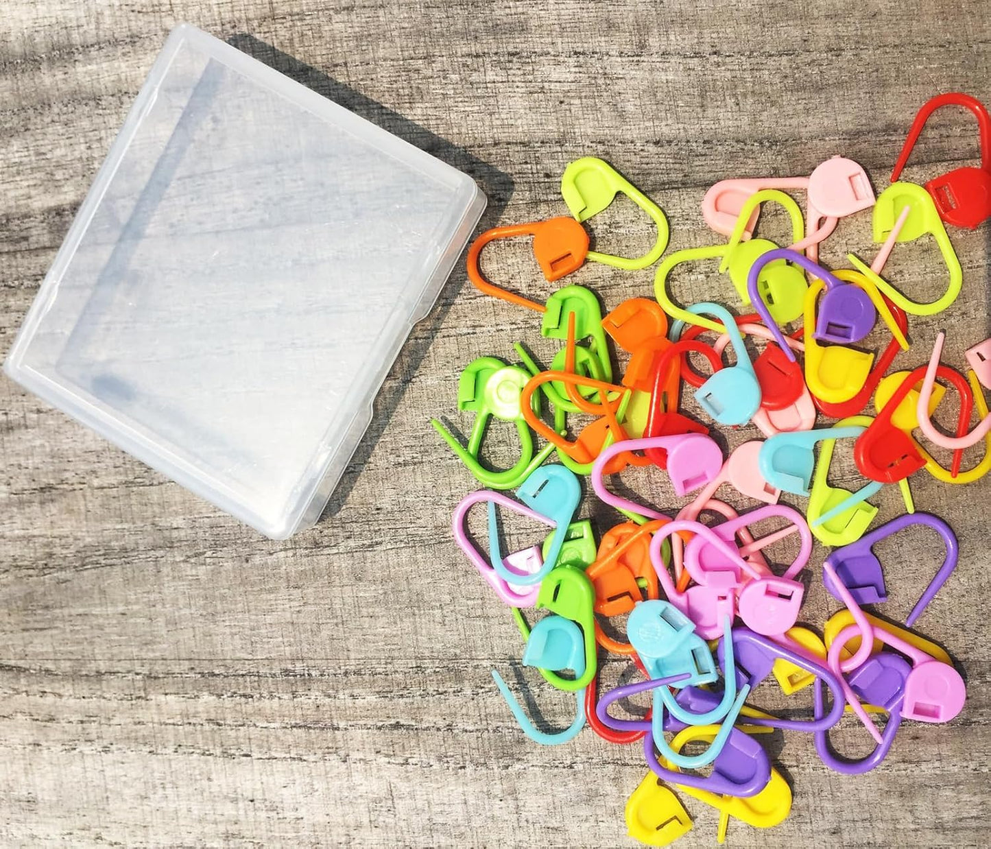 JOSDIOX 60-Piece Crochet Knitting Markers - Locking Stitch Pins, Plastic Safety Pins, Weave Stitch Counter for Clips Yarn (10 Colors)