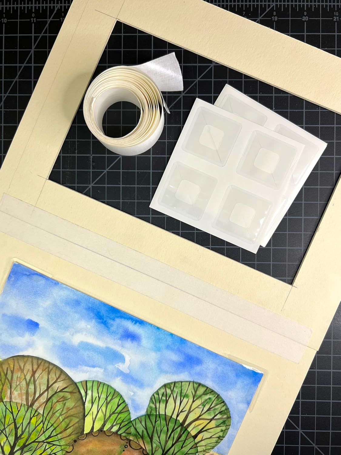 Lineco, Self-Adhesive Polypropylene Mounting Corners, 1.25 inch Full View, Pressure Sensitive, Non-Yellowing Acrylic Adhesive (Pack of 48)