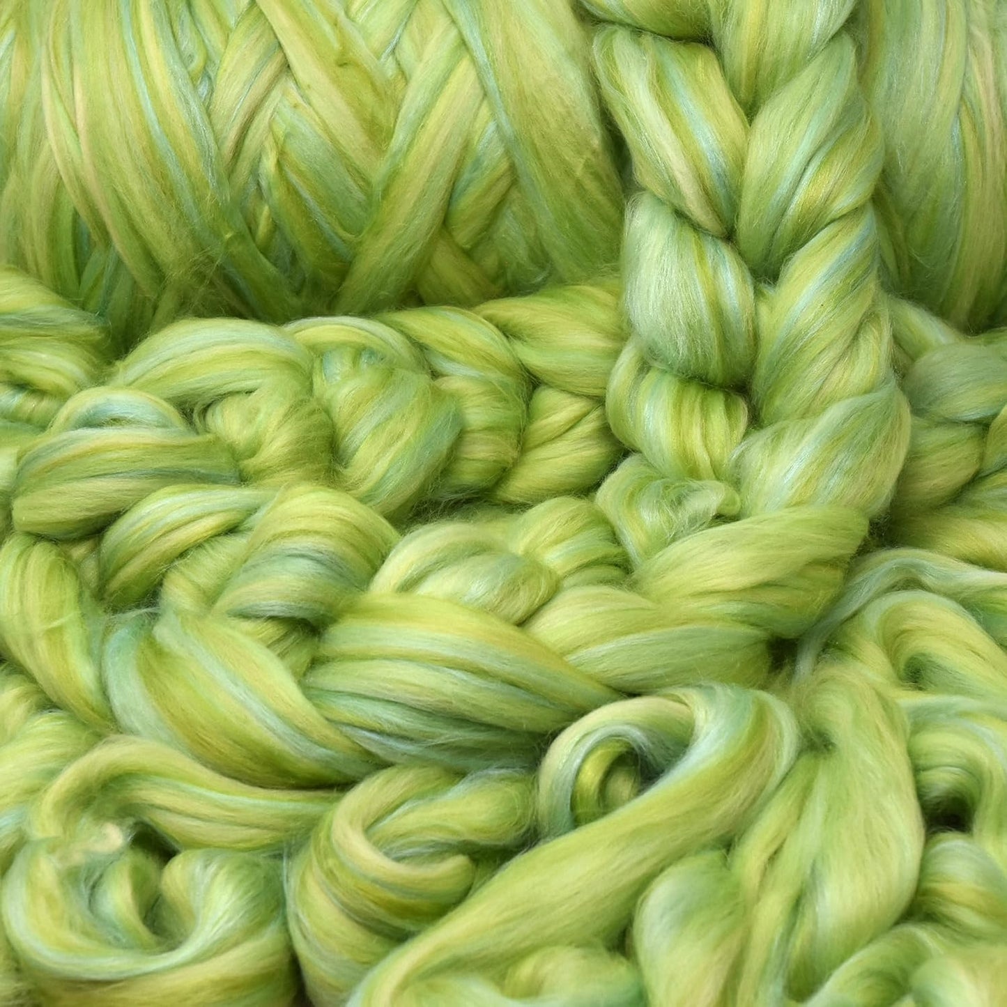 Merino Silk Luxe Tonal Designer Blend. Superfine Merino, Mulberry Silk, Tussah Silk. Top Roving for Spinning or Felting. Enchanted Forest 1oz