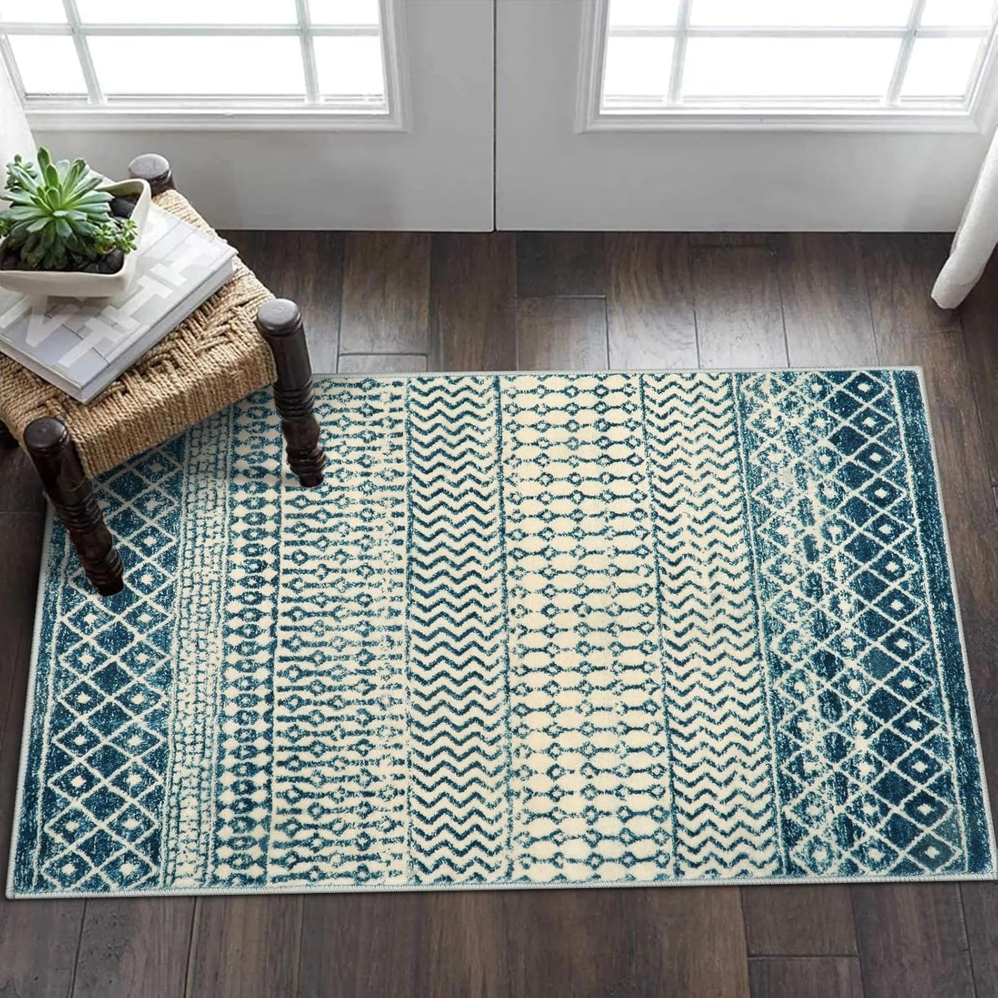 Geometric Moroccan Small Rug 2x3, Soft Non-Slip Distressed Retro Blue Rug Front Door Mat, Machine Washable Kitchen Rug Indoor Door Mats for Entryway Bedroom Bathroom Kitchen