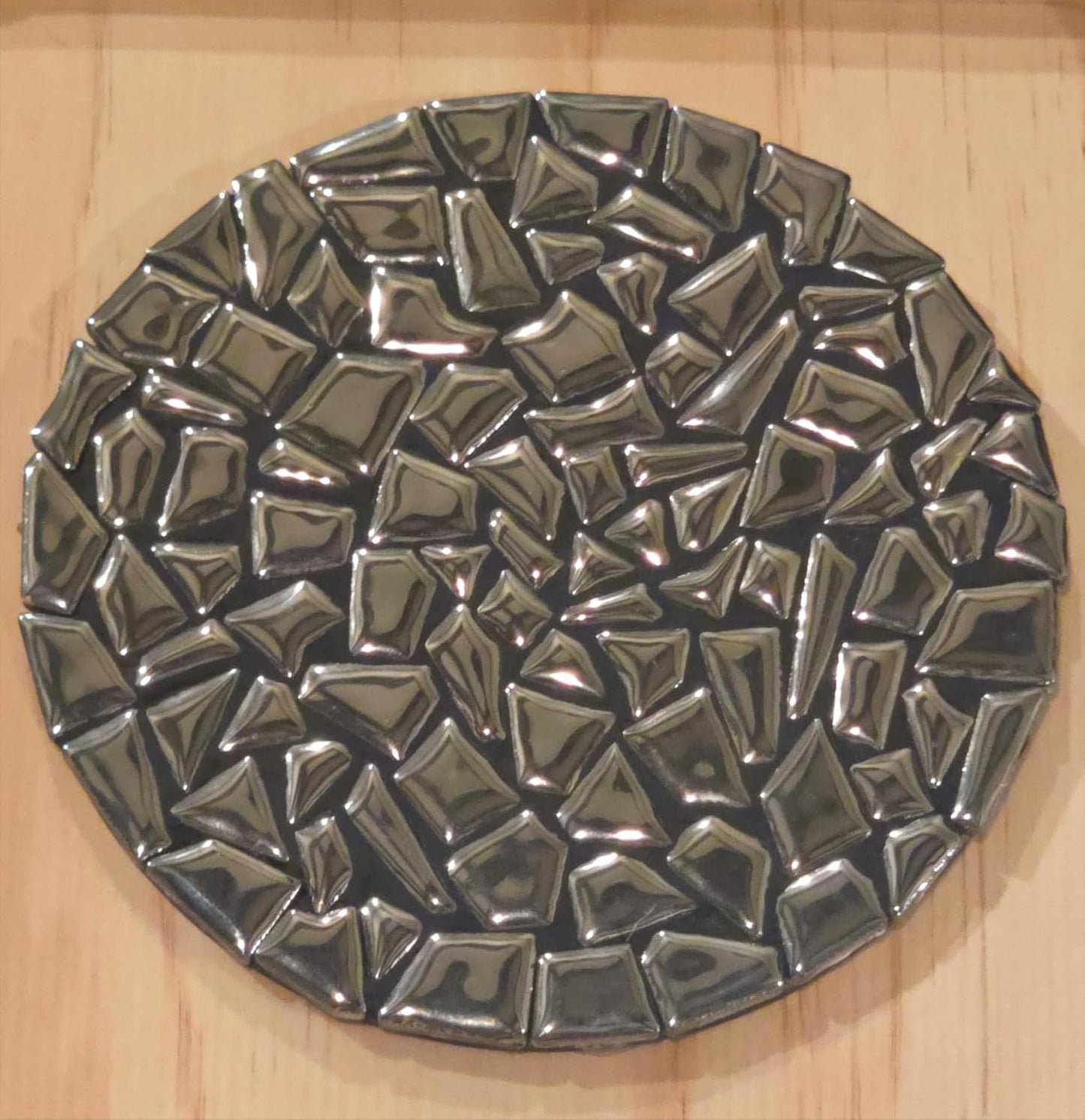 Ceramic Mosaic Tiles for Crafts & Art Projects 200 Grams Vibrant Colors Pieces Fit Together Like a Puzzle Endless Creative Ideas for Mosaic Art DIY Hobbies Small Sizes (Metallic Silver)