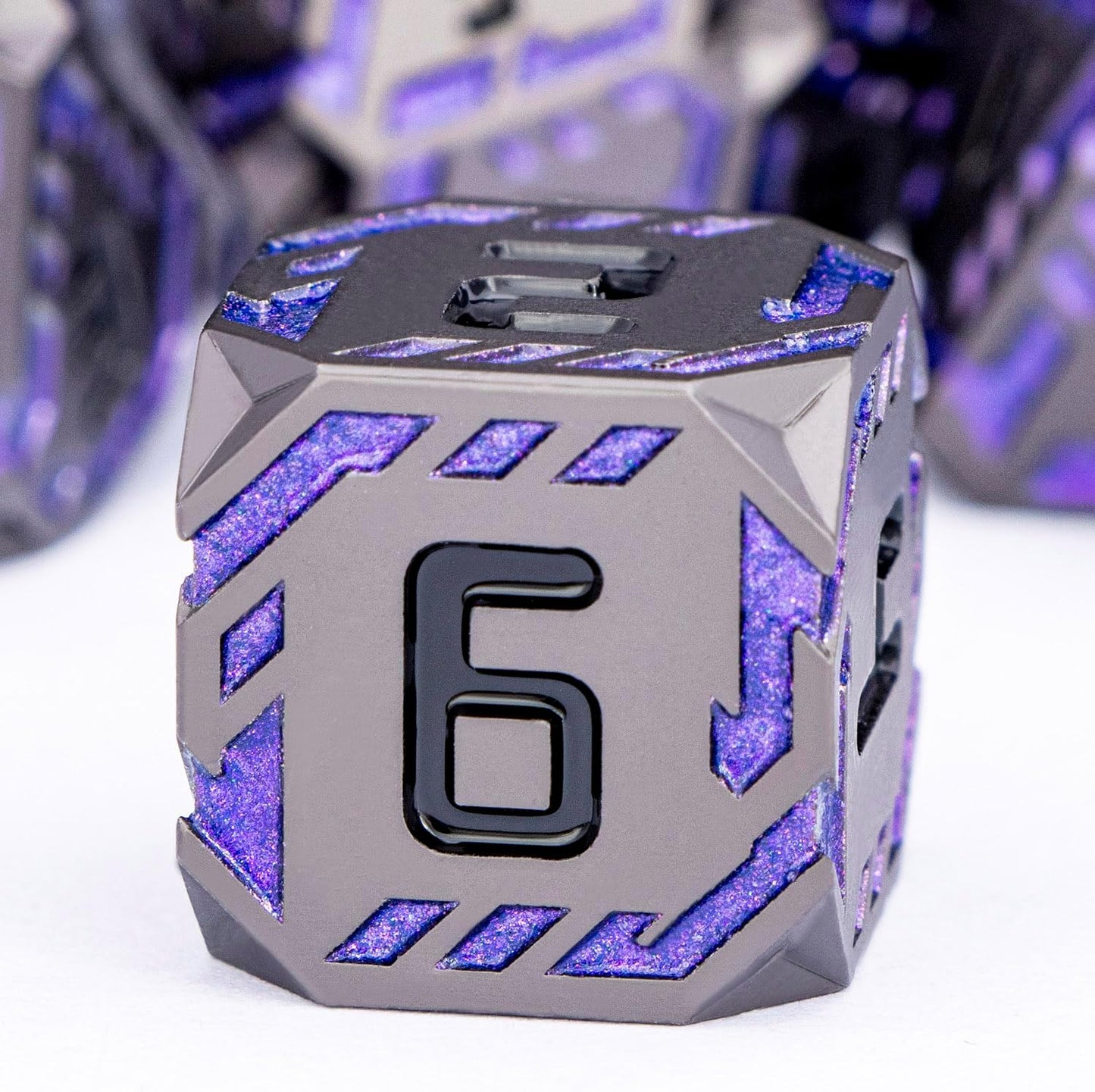 Metal DND Sci-fi Dice Set 7PCS Stripe Polyhedral Dice for Dungeons Dragons RPG Role Playing Game, Glitter D and D Dice with Gift Box D6 D8 D10 D12 D20 (Black Purple) ﻿