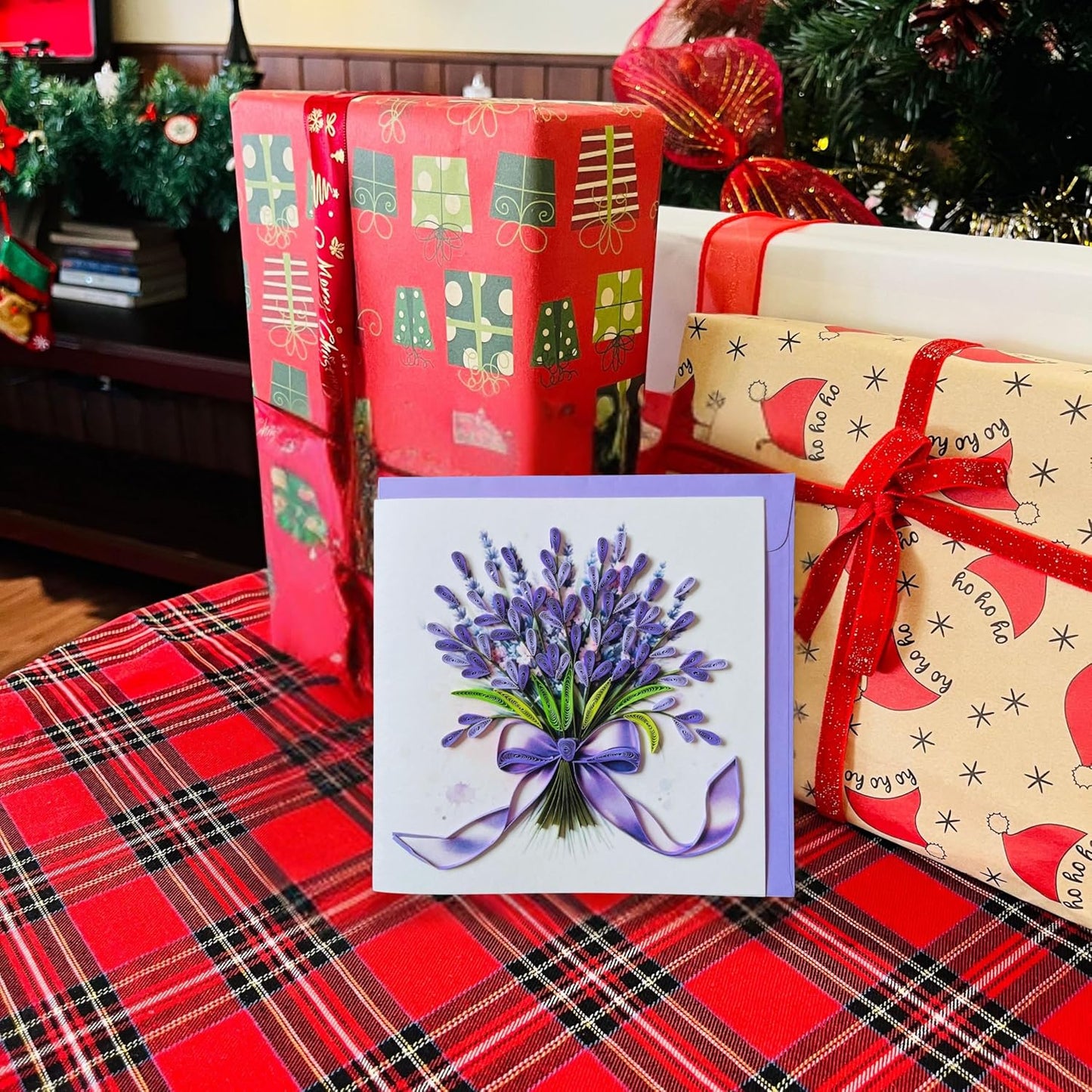 Quilling Cards, handmade card, quilled cards with Dedicated Paper Handmade Art for all occasions: Mother's day, Father's day, Birthday... Lavender flowers bouquet