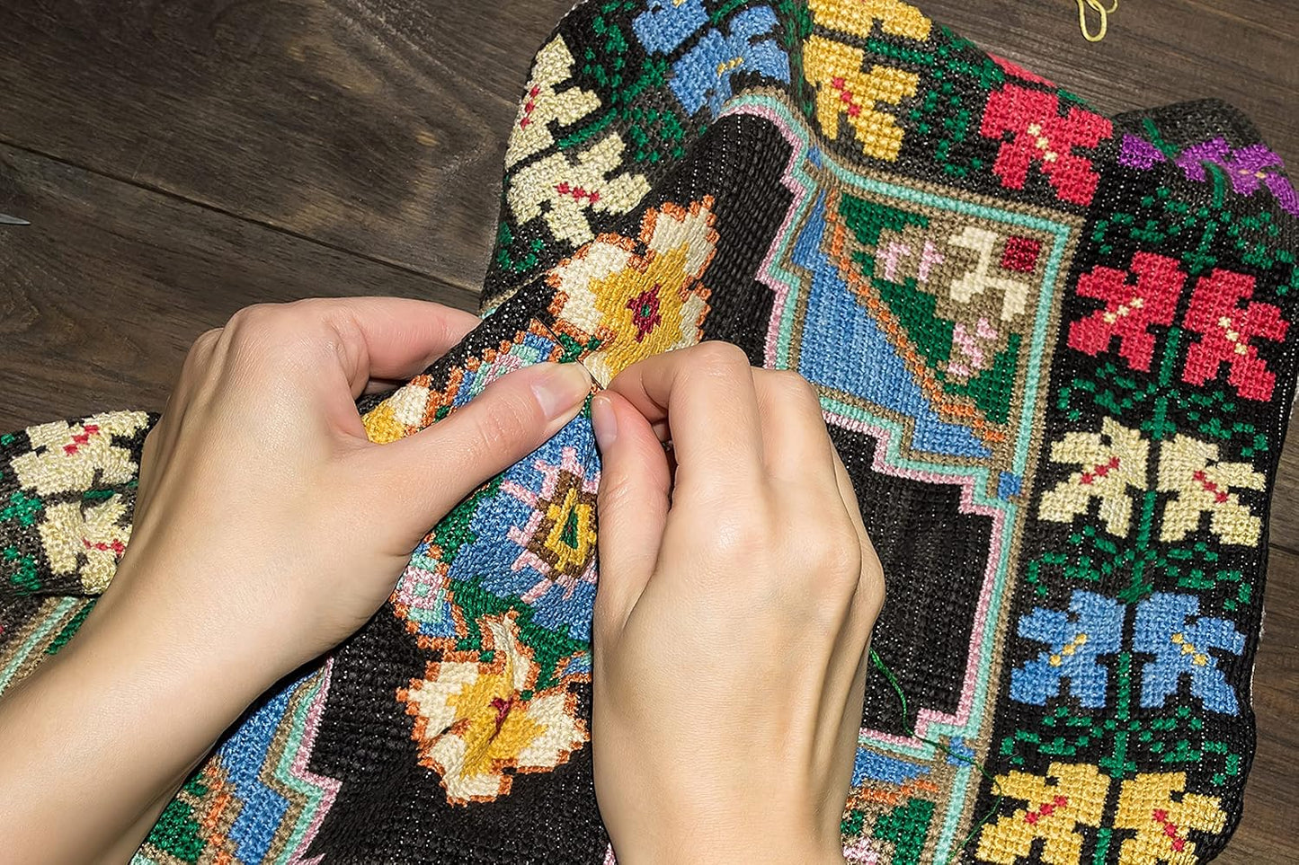 Aida Cloth 14 Count Cross Stitch Fabric,19×28inch (14CT, Black)