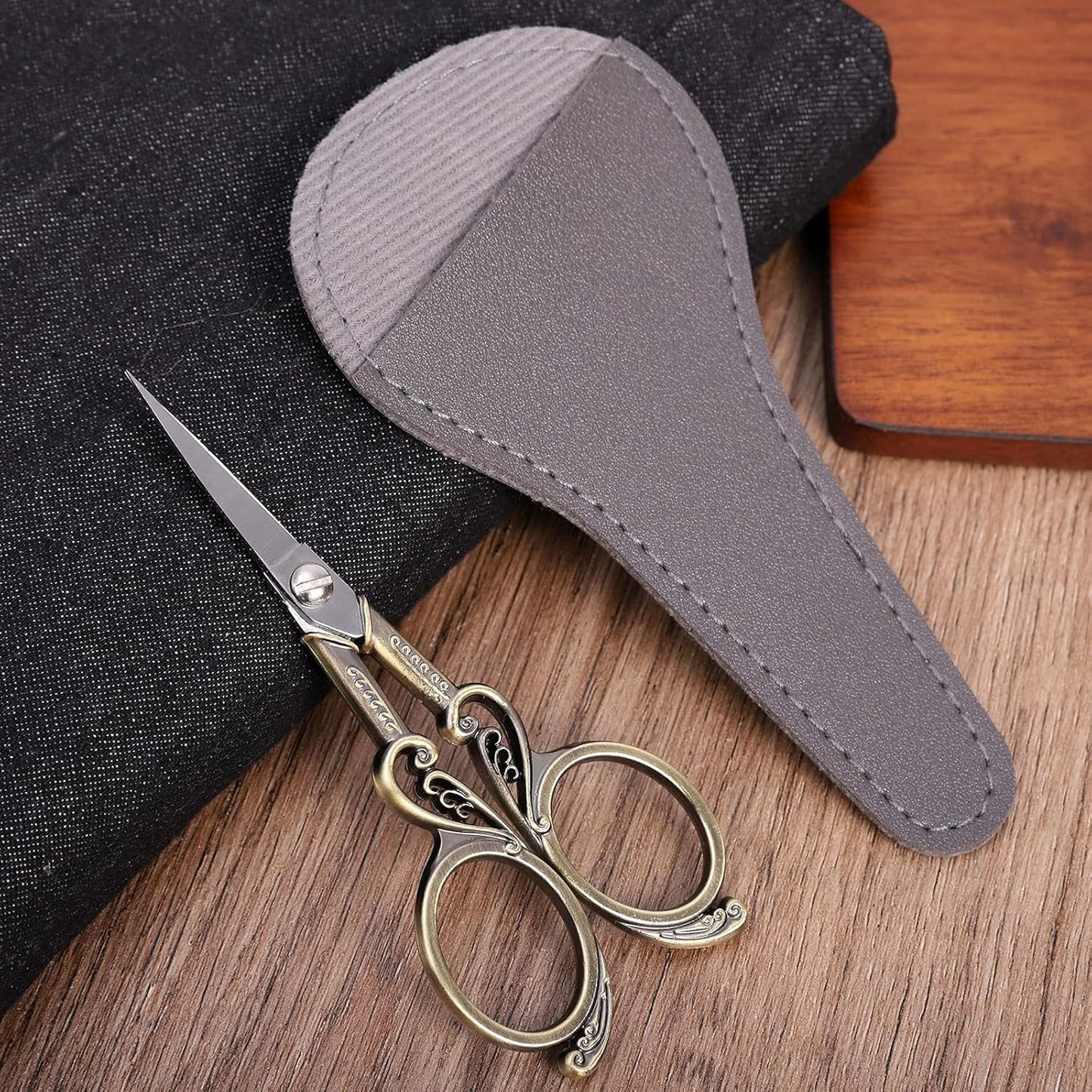 Embroidery Scissors, Small Sharp Precision Sewing Scissor with Cover for Craft, Arts, Needlework, Cross Stitch, Thread Yarn Fabric Detail Cutting DIY Tools 4.5 inches