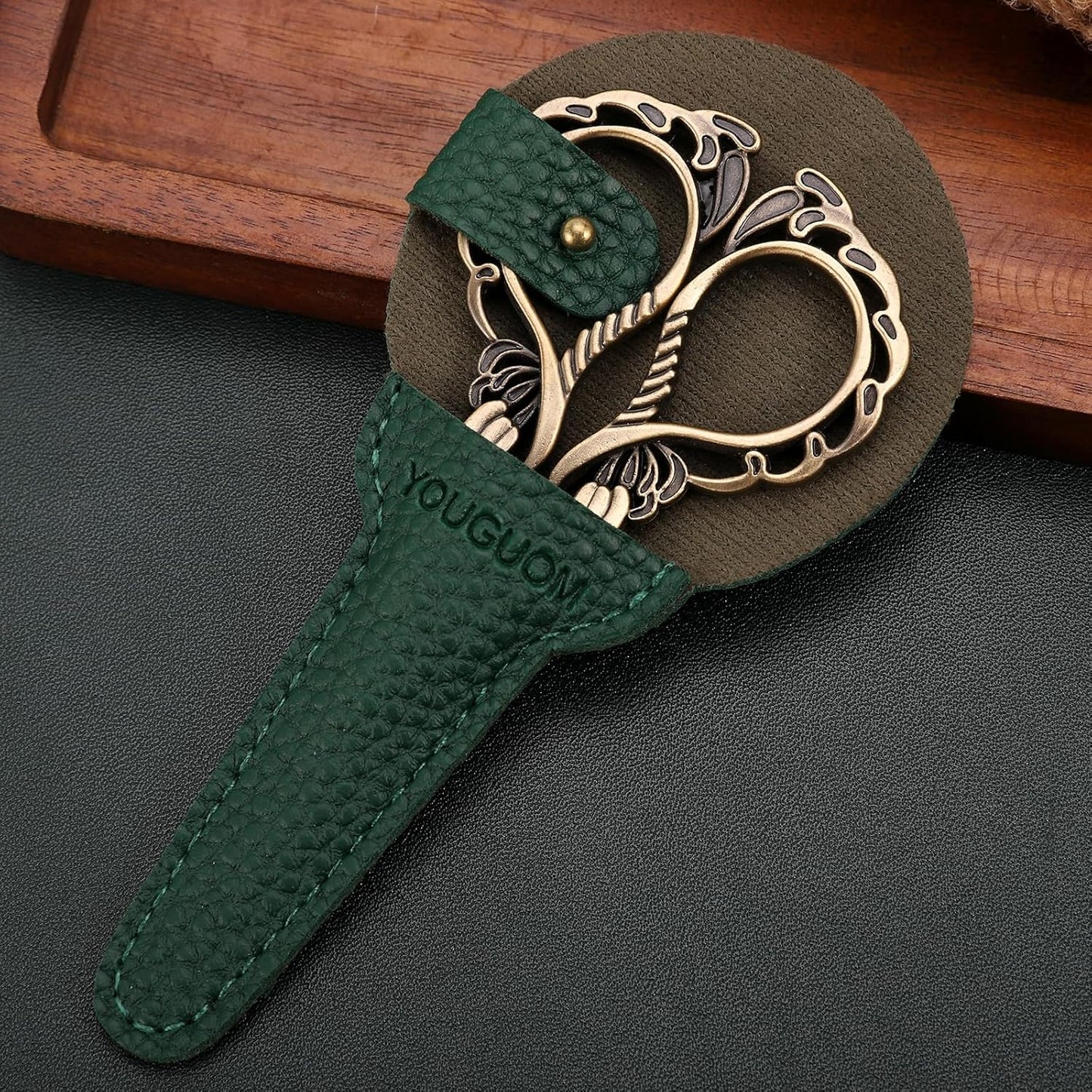 Sharp Detail Scissors with Case Embroidery Crafting Sewing Scissor for Needlework Threading Craft Artwork DIY Tools, Vintage Little Precision Shears