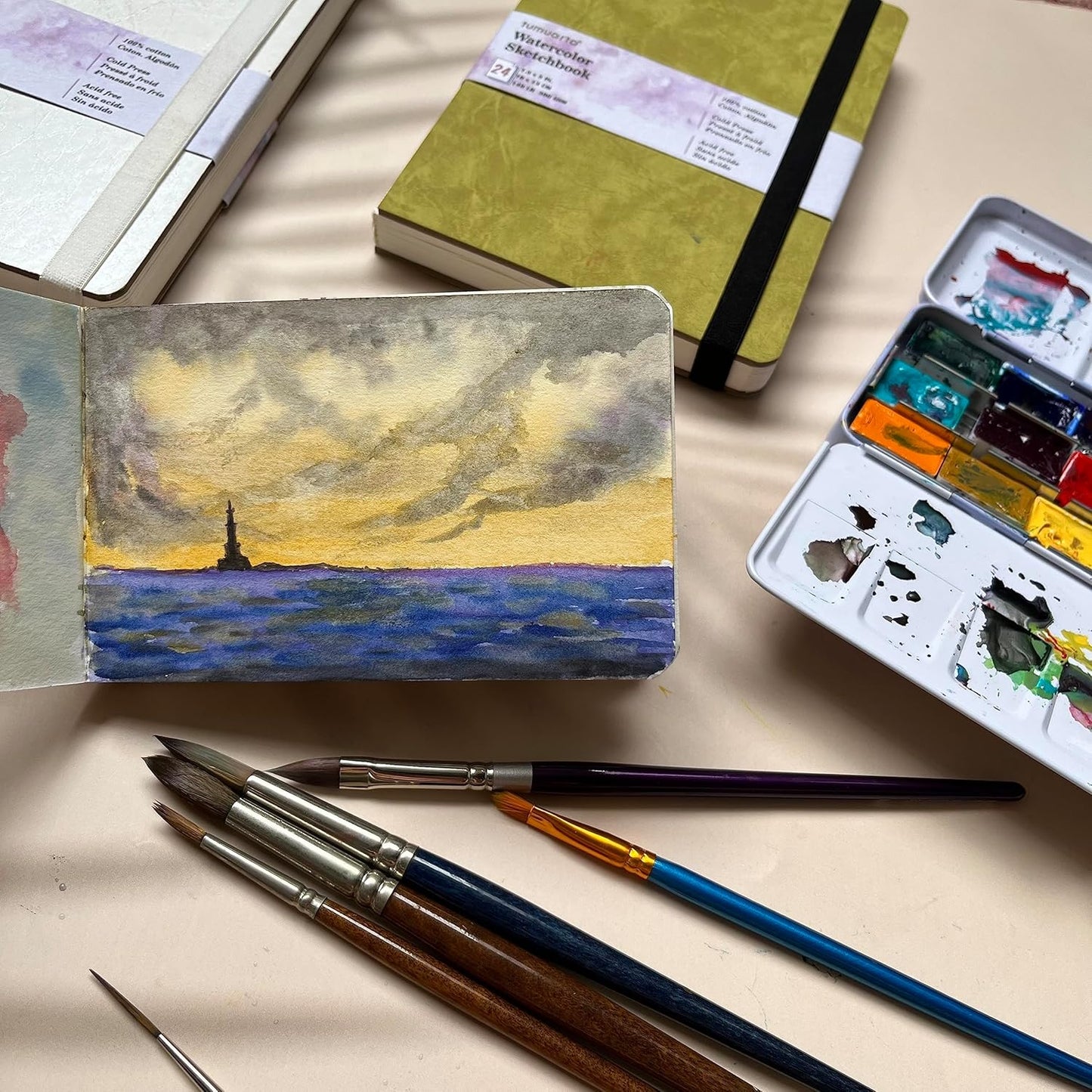 Watercolor Sketchbook, 5x7.5, 140 LB, 300 GSM, 100% Cotton Paper, Cold Press, 24 Sheets,48 Pages, Watercolor Journal for Use As Travel Sketch Book and Mixed Media Pad On The Go. (5"x7.5", Gray)