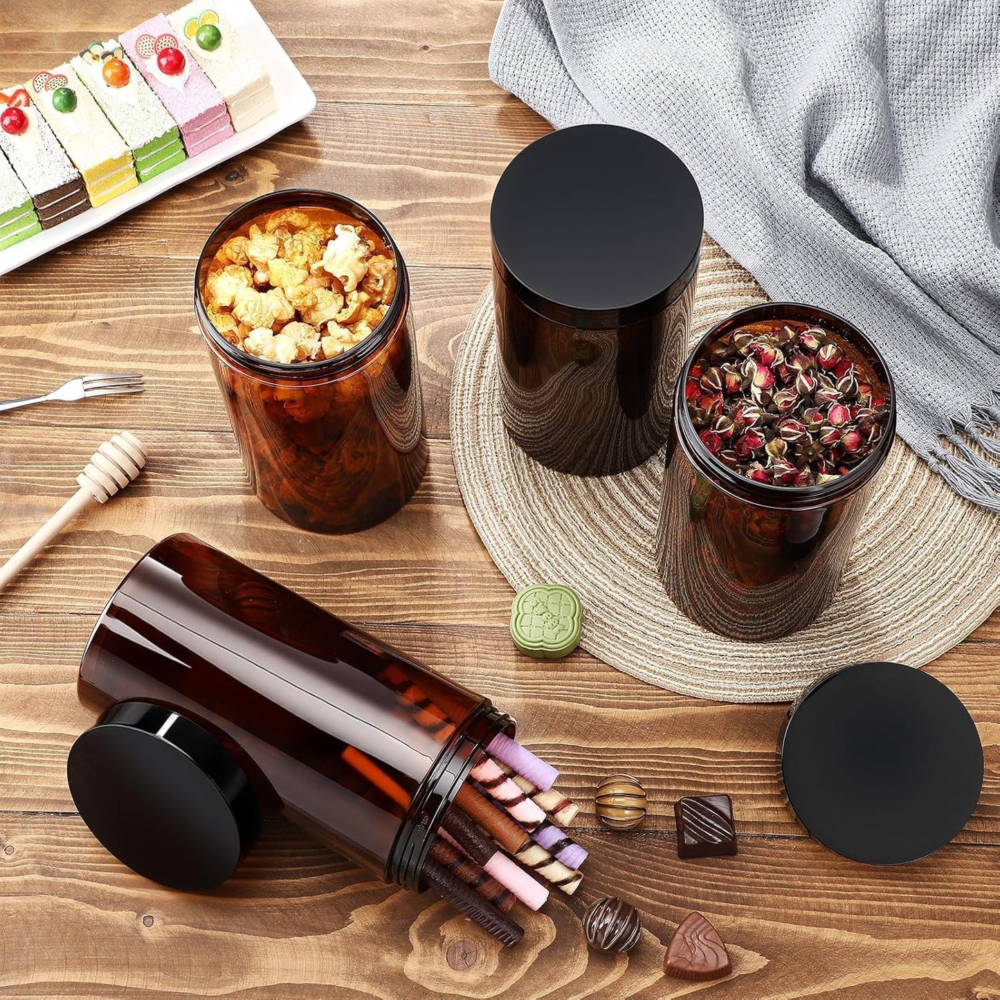 SATINIOR 24 Pieces Empty Clear Plastic Jars with Lids Round Storage Containers Wide Mouth for Beauty Product Cosmetic Cream Lotion Liquid Butter Craft and Food(Amber Lid,32 oz)